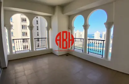 Apartment - 2 Bedrooms - 3 Bathrooms for rent in Viva East - Viva Bahriyah - The Pearl Island - Doha