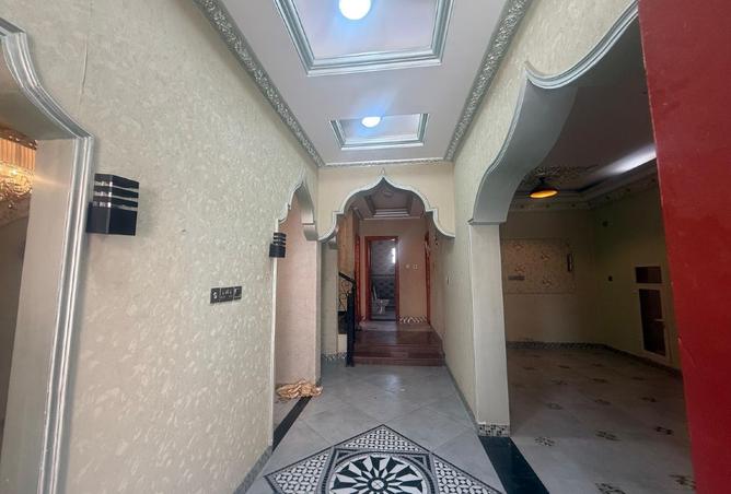 950647 - Property Image 2