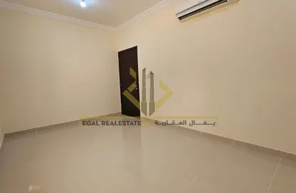 Apartment - 2 Bedrooms - 2 Bathrooms for rent in Al Sadd Road - Al Sadd - Doha