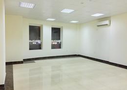 مساحات مكتبية - 2 حمامات للكراء في طريق سلوى - العزيزية - الدوحة