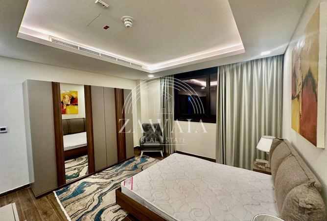 954127 - Property Image 2