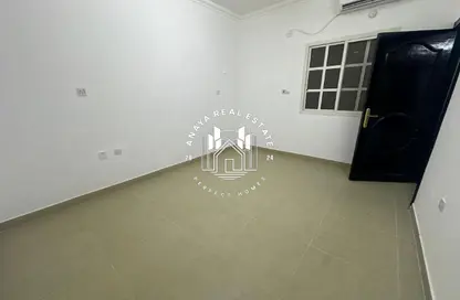 Apartment - 1 Bedroom - 1 Bathroom for rent in Umm Al Seneem Street - Ain Khaled - Doha