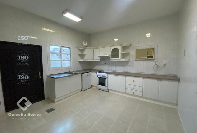 974290 - Property Image 3