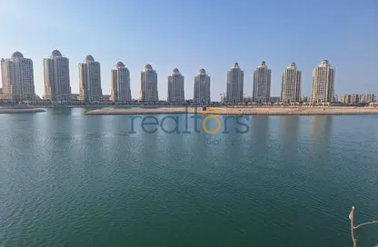 Townhouse - 2 Bedrooms - 3 Bathrooms for rent in Tower 29 - Viva Bahriyah - The Pearl Island - Doha