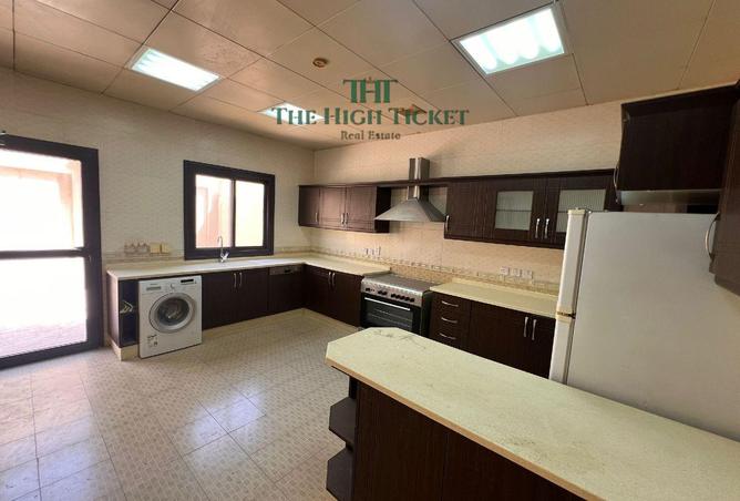 925534 - Property Image 3