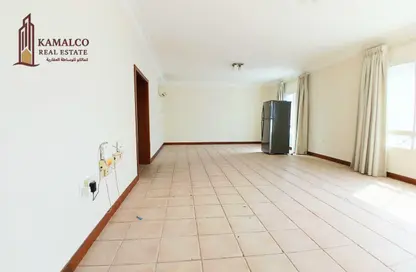 شقة - 3 غرف نوم - 3 حمامات للايجار في المنصورة - المنصورة - الدوحة