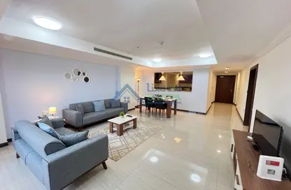 Apartment - 1 Bedroom - 2 Bathrooms for rent in West Porto Drive - Porto Arabia - The Pearl Island - Doha