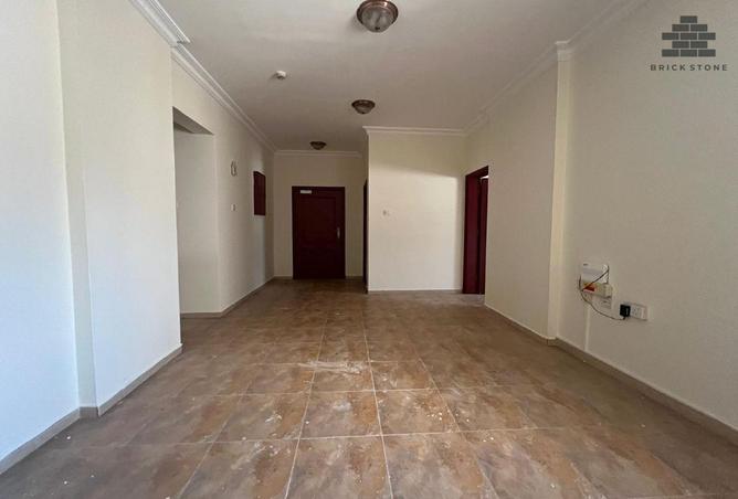 902526 - Property Image 2