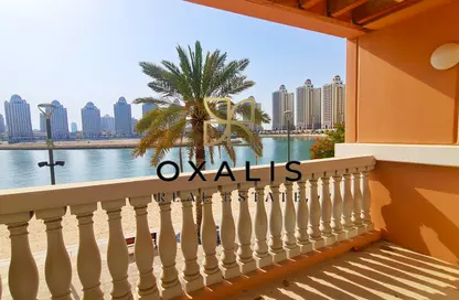 Townhouse - 1 Bedroom - 2 Bathrooms for rent in Viva West - Viva Bahriyah - The Pearl Island - Doha