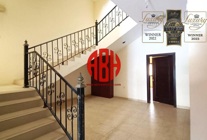 924092 - Property Image 2