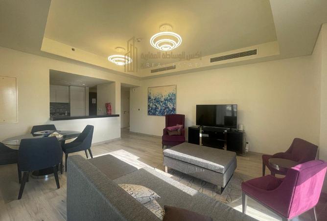 982441 - Property Image 3