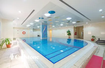 صورة لـ حوض سباحة شقة - غرفة نوم - 2 حمامات للايجار في شارع السد - السد - الدوحة ، صورة رقم 1