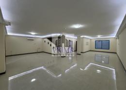 صورةغرفة فارغة لـ: فيلا - 4 غرف نوم - 4 حمامات للكراء في سلاطة الجديدة - سلاطة الجديدة - سلاطة - الدوحة, صورة 1