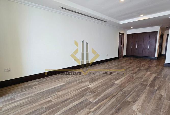 960702 - Property Image 3