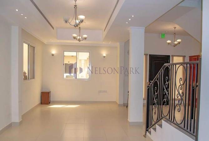952719 - Property Image 2