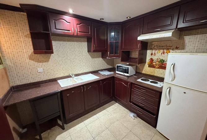 1002843 - Property Image 2