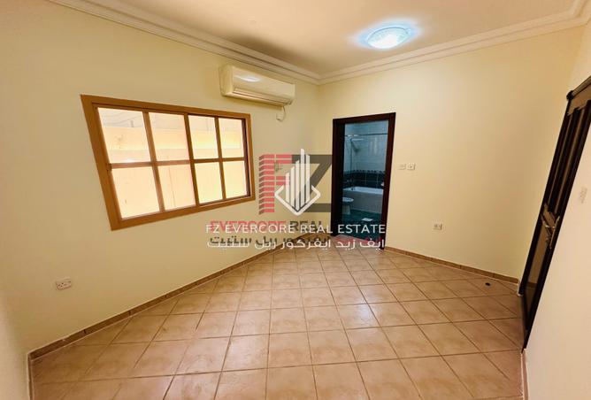 707439 - Property Image 2