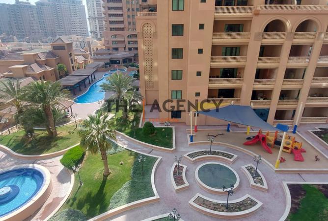 930283 - Property Image 2