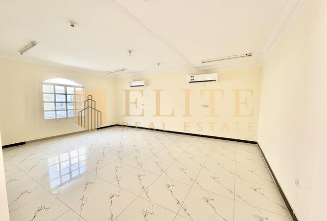 995226 - Property Image 3