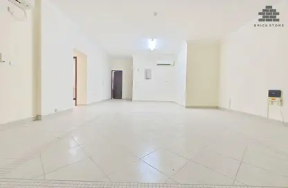Apartment - 3 Bedrooms - 3 Bathrooms for rent in Al Sadd Road - Al Sadd - Doha