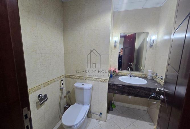 982712 - Property Image 3