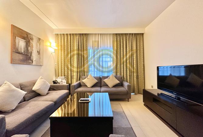 864070 - Property Image 2