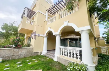 Villa - 6 Bedrooms - 7 Bathrooms for rent in The Garden - Floresta Gardens - The Pearl Island - Doha