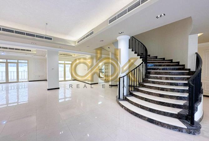 740306 - Property Image 3