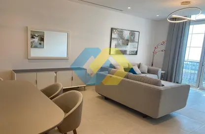 Apartment - 2 Bedrooms - 3 Bathrooms for rent in Floresta Gardens - Floresta Gardens - The Pearl Island - Doha