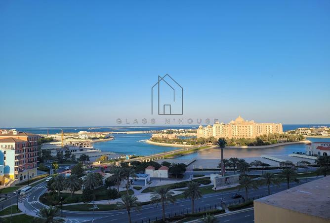 Apartment - 3 Bedrooms - 2 Bathrooms for rent in West Porto Drive - Porto Arabia - The Pearl Island - Doha