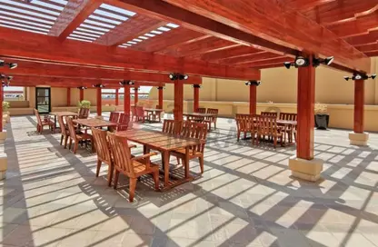 Apartment - 1 Bedroom - 2 Bathrooms for rent in Tower 24 - Porto Arabia - The Pearl Island - Doha