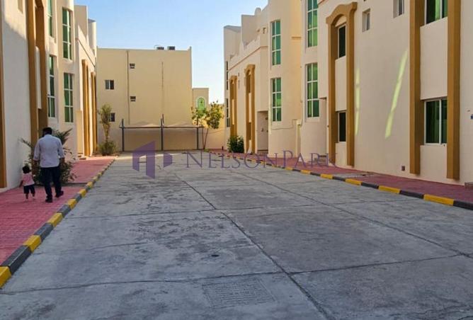 950444 - Property Image 2