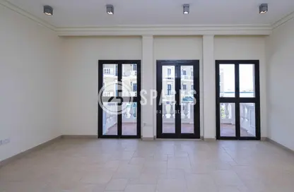 Apartment - 1 Bedroom - 2 Bathrooms for rent in Mercato - Qanat Quartier - The Pearl Island - Doha