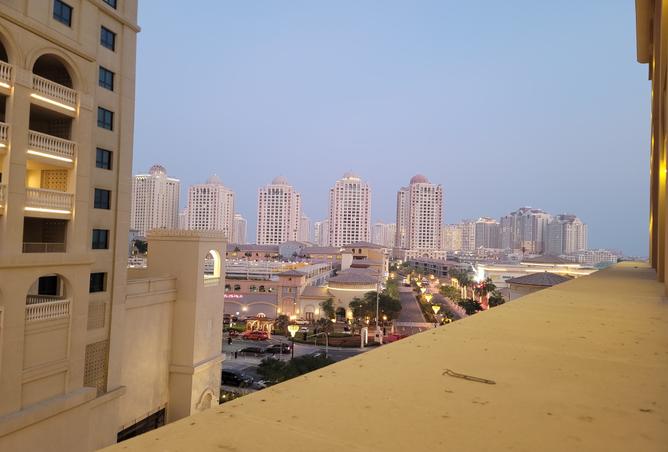 978995 - Property Image 2