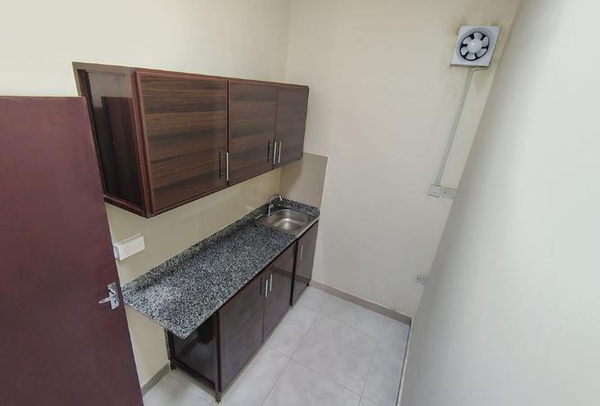 999893 - Property Image 3