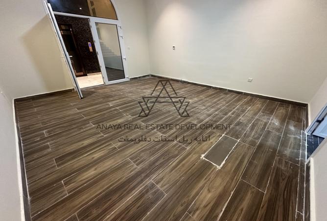 926998 - Property Main Image