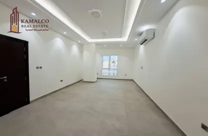 Apartment - 2 Bedrooms - 2 Bathrooms for rent in Al Sadd Road - Al Sadd - Doha