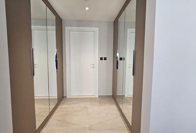 949832 - Property Image 2