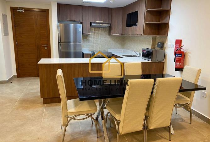 978352 - Property Image 3