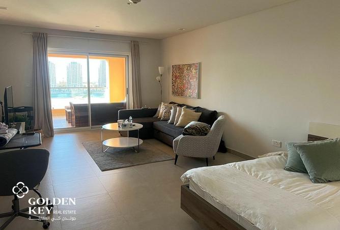 929076 - Property Image 3