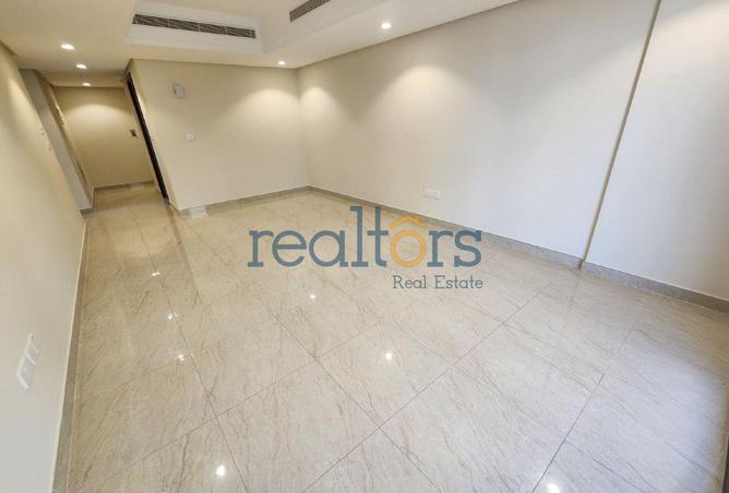 998884 - Property Image 3