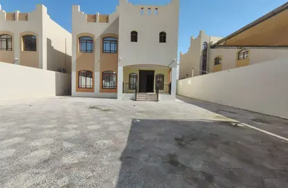 Villa - 6 Bedrooms - 6 Bathrooms for rent in Ain Khaled Villas - Ain Khaled - Doha