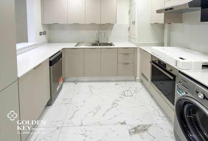 990532 - Property Image 3