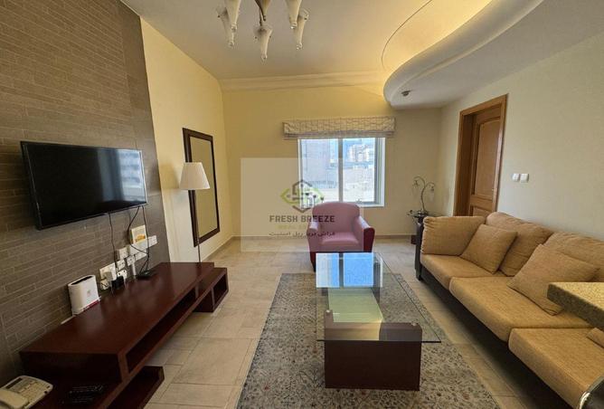 975243 - Property Image 2