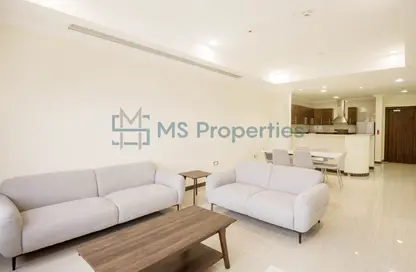 Apartment - 2 Bedrooms - 2 Bathrooms for rent in East Porto Drive - Porto Arabia - The Pearl Island - Doha