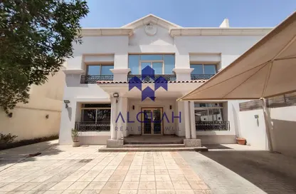 Villa - 4 Bedrooms - 6 Bathrooms for rent in Al Maamoura - Al Maamoura - Doha
