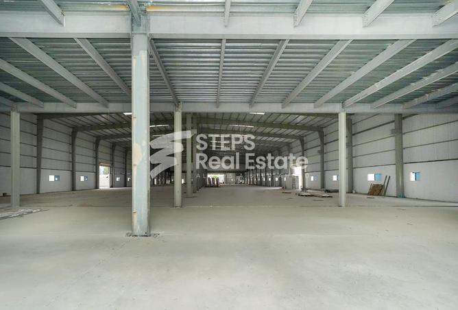 933106 - Property Image 2