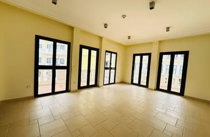 Apartment - 3 Bedrooms - 4 Bathrooms for sale in Mercato - Qanat Quartier - The Pearl Island - Doha