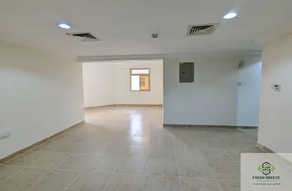 Apartment - 2 Bedrooms - 2 Bathrooms for rent in Al Sadd Road - Al Sadd - Doha