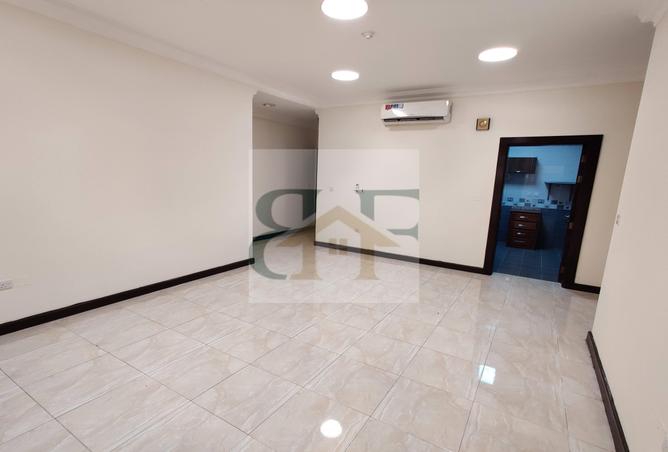 952769 - Property Image 2